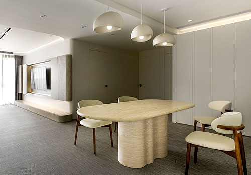 French Design Awards Winner - Flowing Serenity by mozi.designstudio