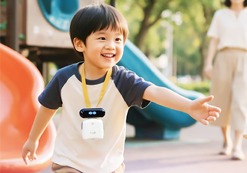 French Design Awards Winner - I.Luki Ai Companion Robot by Guangzhou Chaowei Evolution Technology Co., Ltd.