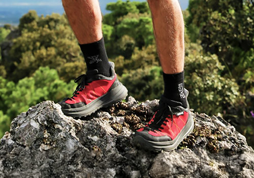 French Design Awards - WAXE Trail Guardian Trail Running Shoes
