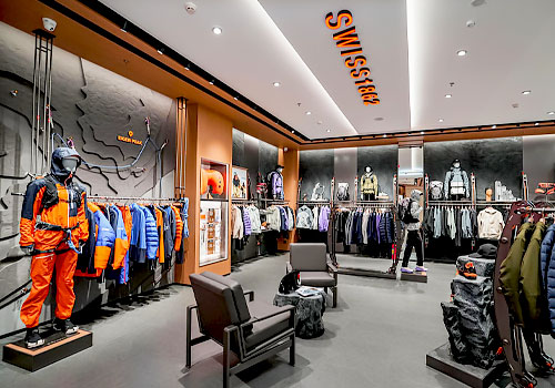 French Design Awards - Mammut V5 Skyline Store