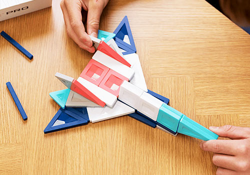 French Design Awards - CONNETIX PRO 70 Piece Constructor Set